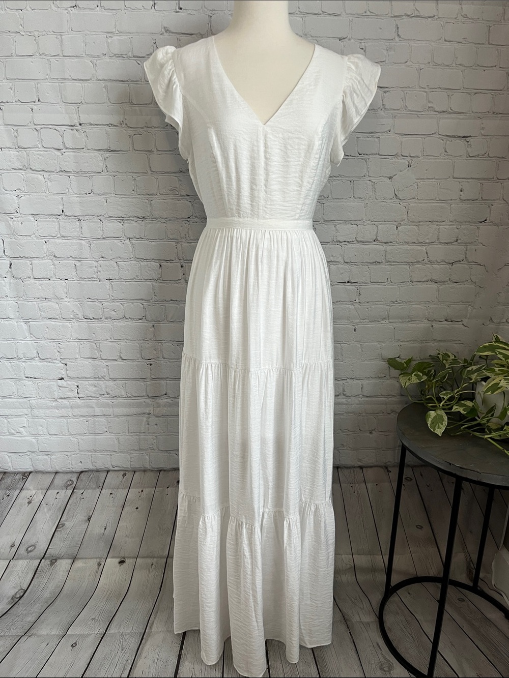 Express Elegant White V-Neck Maxi Dress with Flutter Sleeves